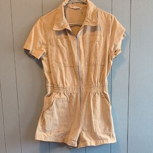 Elan Kelly Beige Short Sleeve Zip Up Elastic Waist Romper Shorts